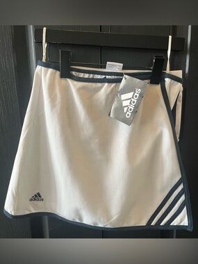 Adidas Tennis matching Set White Skirt + Matching Shorts 2PC BNWT Y2K Size:M